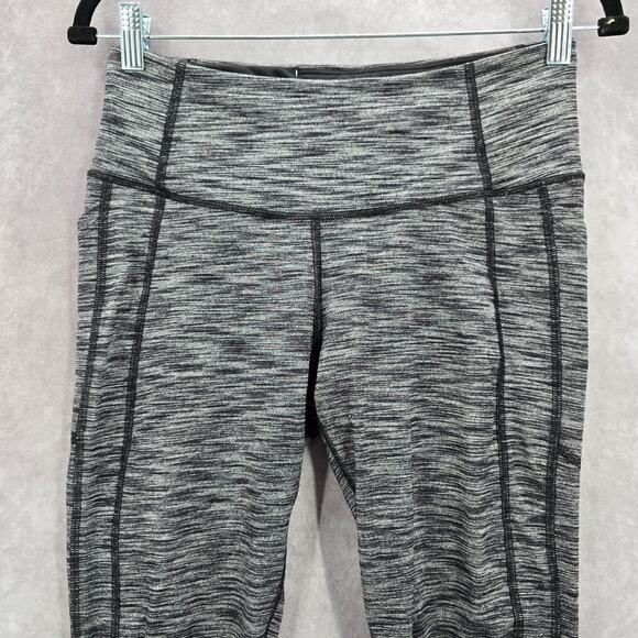 Victoria's Secrets Sport Gray Stripe Leggings Crop Capri Active Stretch M Medium - Picture 3 of 7